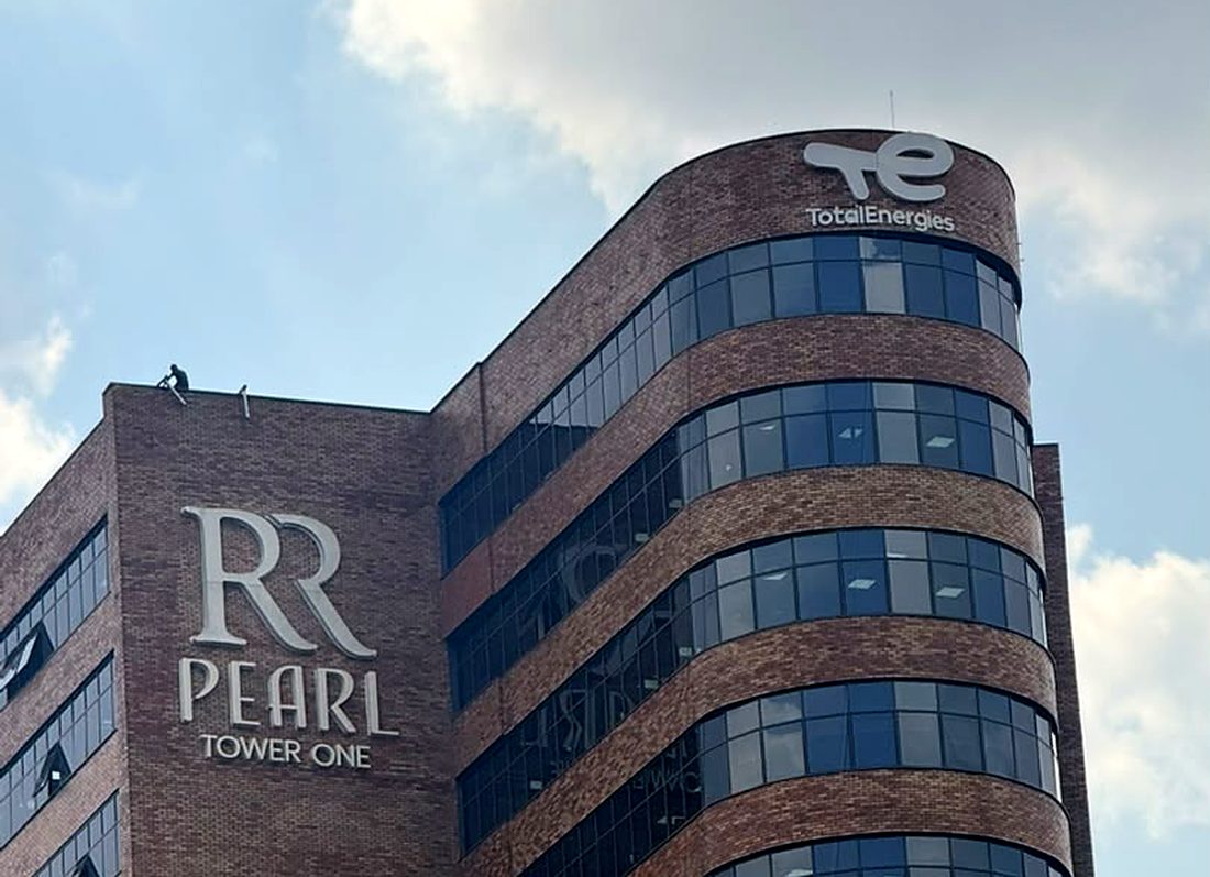 RR Pearl Tower One — TotalEnergies rooftop logo