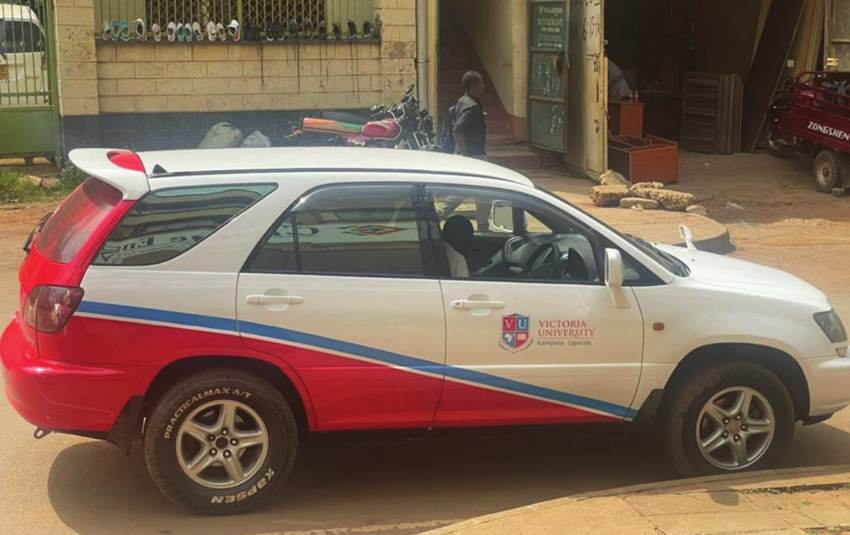Victoria University — vehicle branding